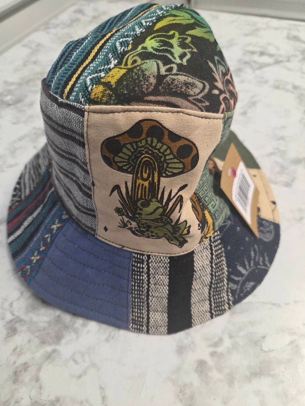 NWT Lakhays Bucket Hat